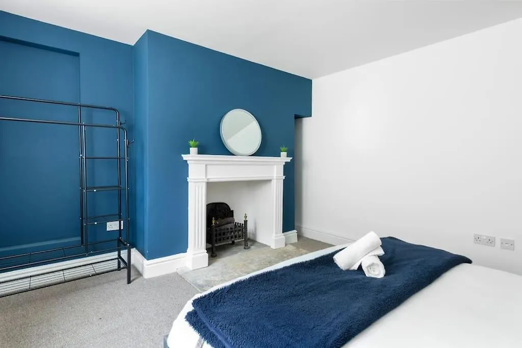Luxurious 3 Bedroom Apartment In Park Estate Nottingham